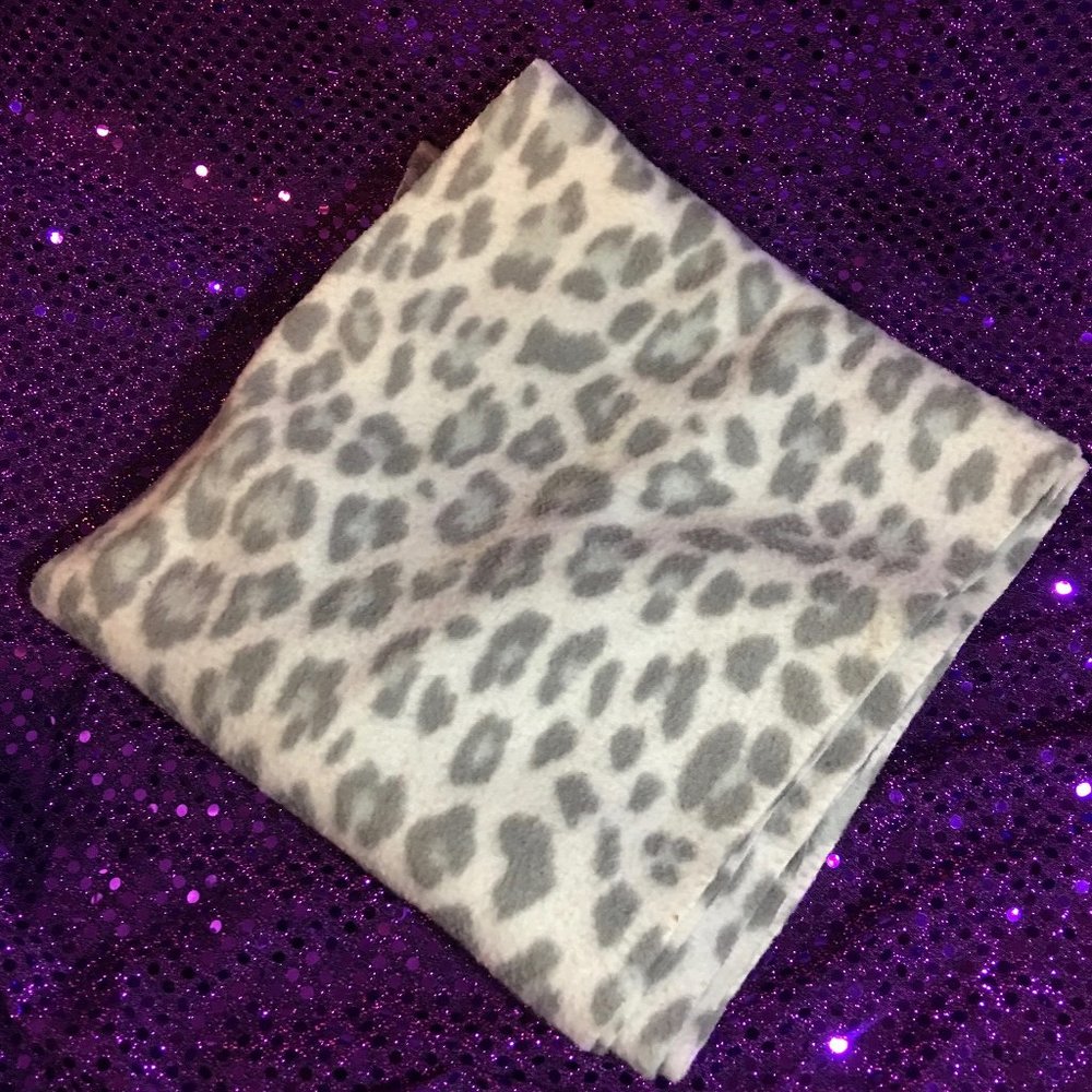 Leopard Print Scarf - Picture 3 of 3